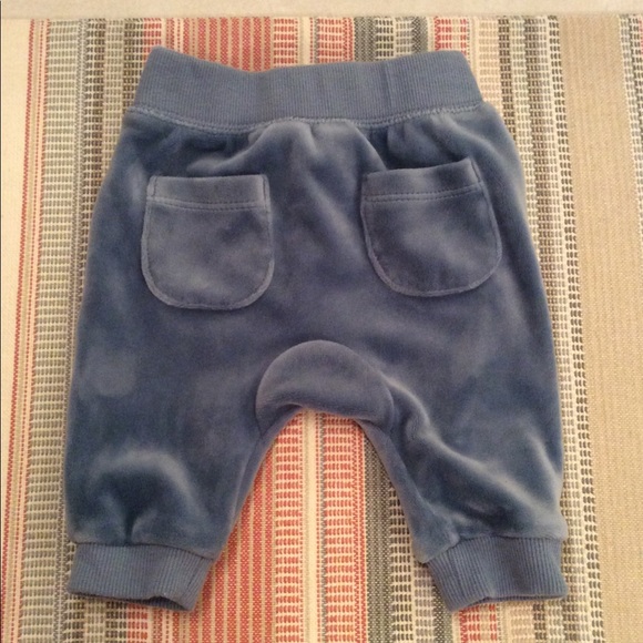 Gymboree velour 2pc. Size 0-3M. - Picture 7 of 8